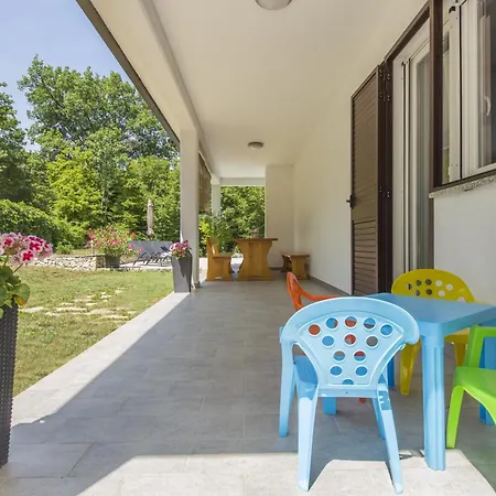 Дом отдыха Family Friendly House With A Swimming Pool Kapelica, - 24509